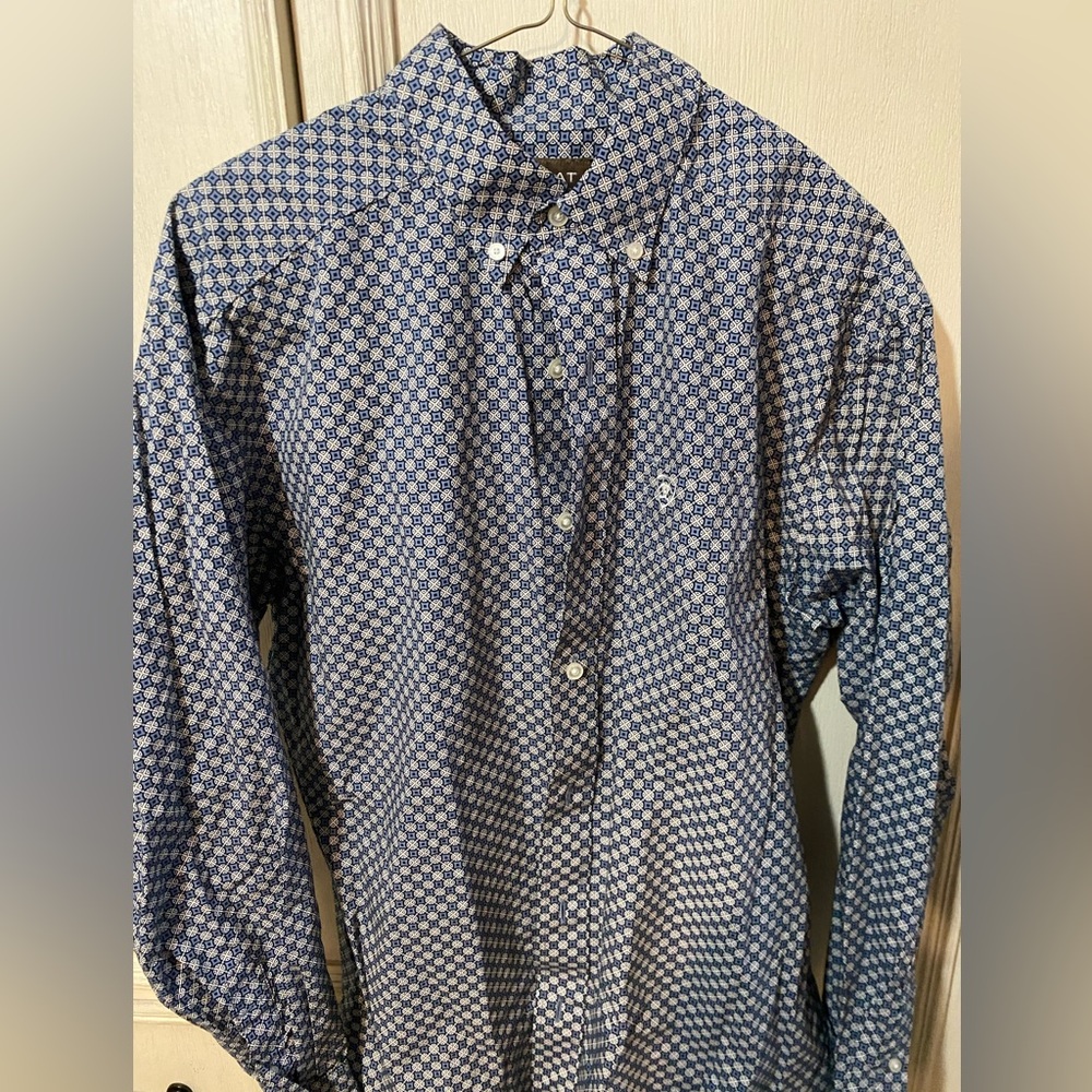 Men’s Ariat Navy and White Geometric long sleeve Shirt
